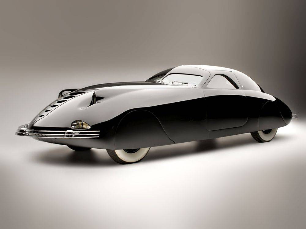 Phantom_Corsair_Six_Passenger_Coupe_1938_01.jpg