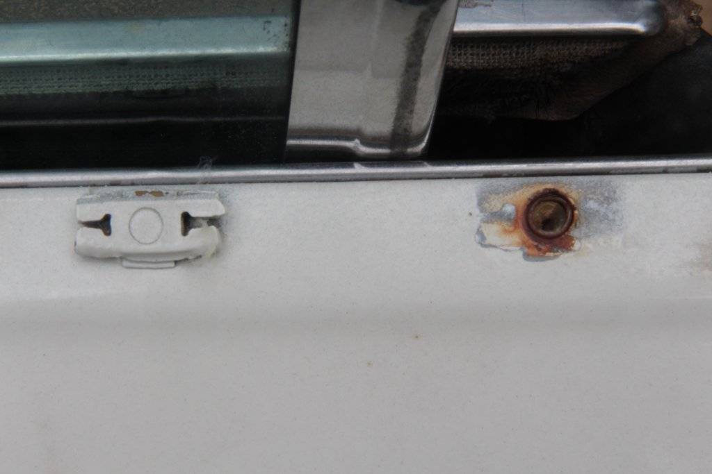 Plymouth Trim Clip.JPG