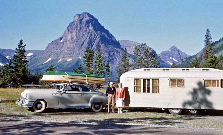 Postwar-Chrysler-Travel-Trailer-and-Boat-760x462.jpg
