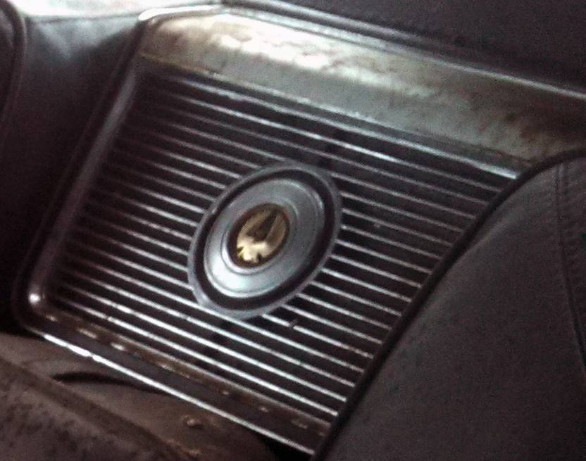 rear speaker grill.jpg