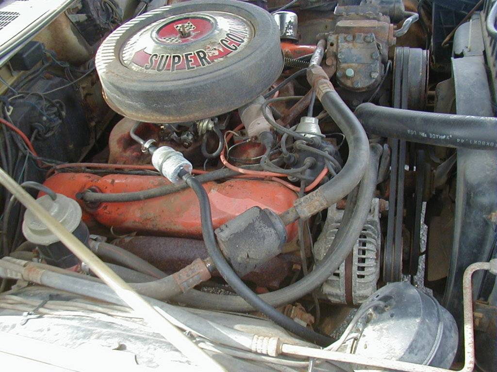 Right Fender View of Engine.JPG