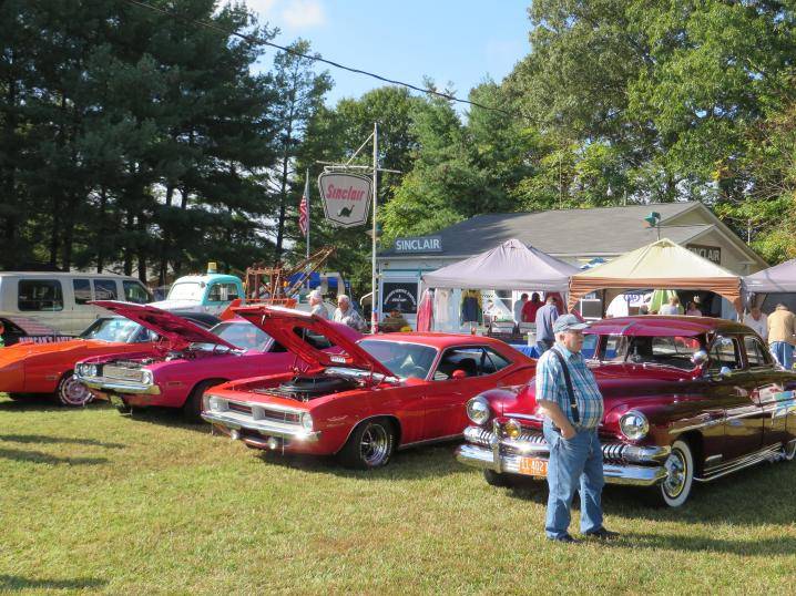 sinclair car show 068.jpg