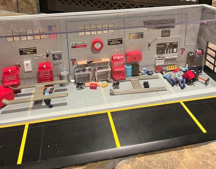 SnapOn Tools 1950s Garage Display $200 Randolph MA.003.jpg