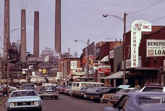 SouthCharlestonWV1970s_1000-700x470.jpg