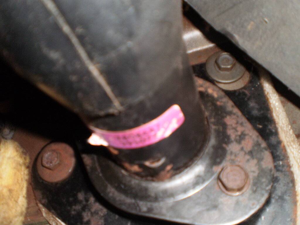 Steering Seal Replacement 018.JPG