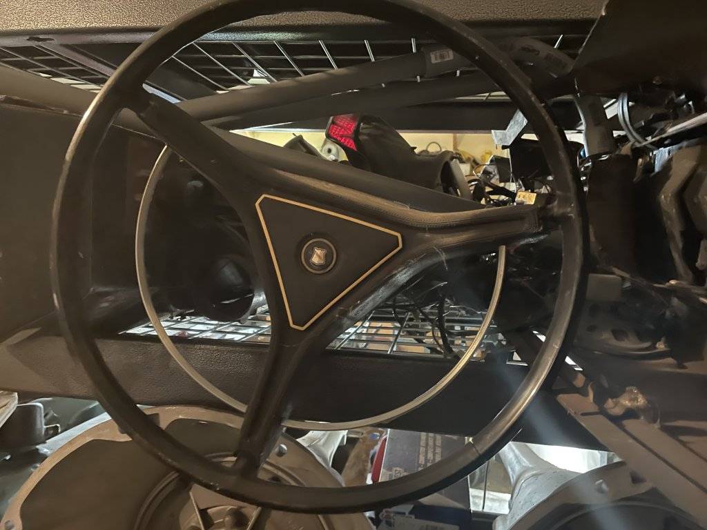 Steering wheel 1.jpeg