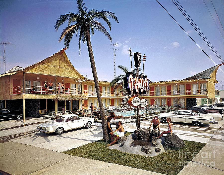 tahiti-motel-wildwood-new-jersey-sixties-photograph-retro-views.jpg