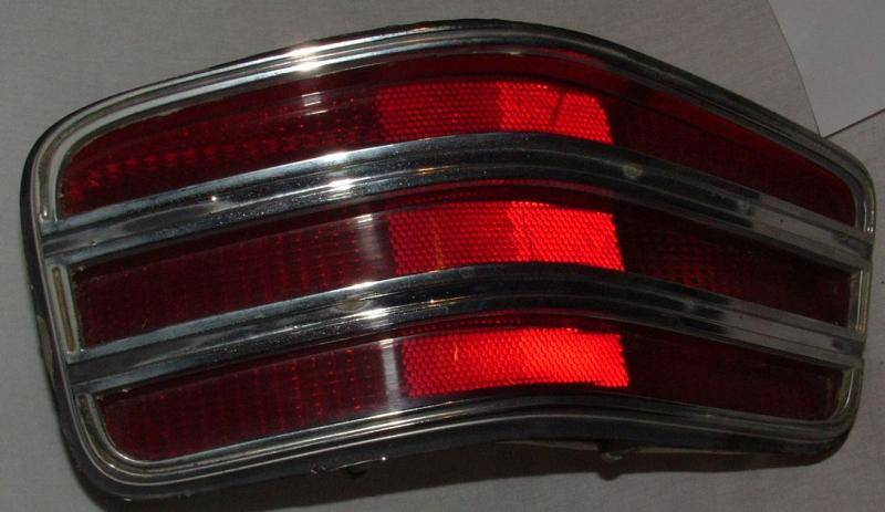 taillight newport-2.jpg