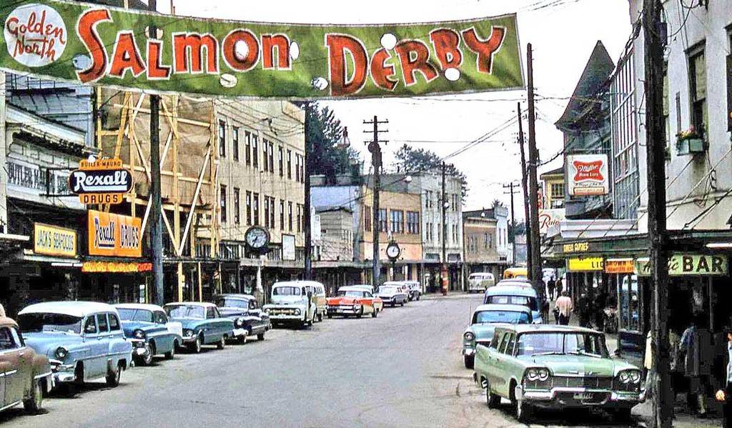 The-Golden-North-Salmon-Derby-1960s-Street-Scene-with-Vintage-Cars-1080x632.jpg