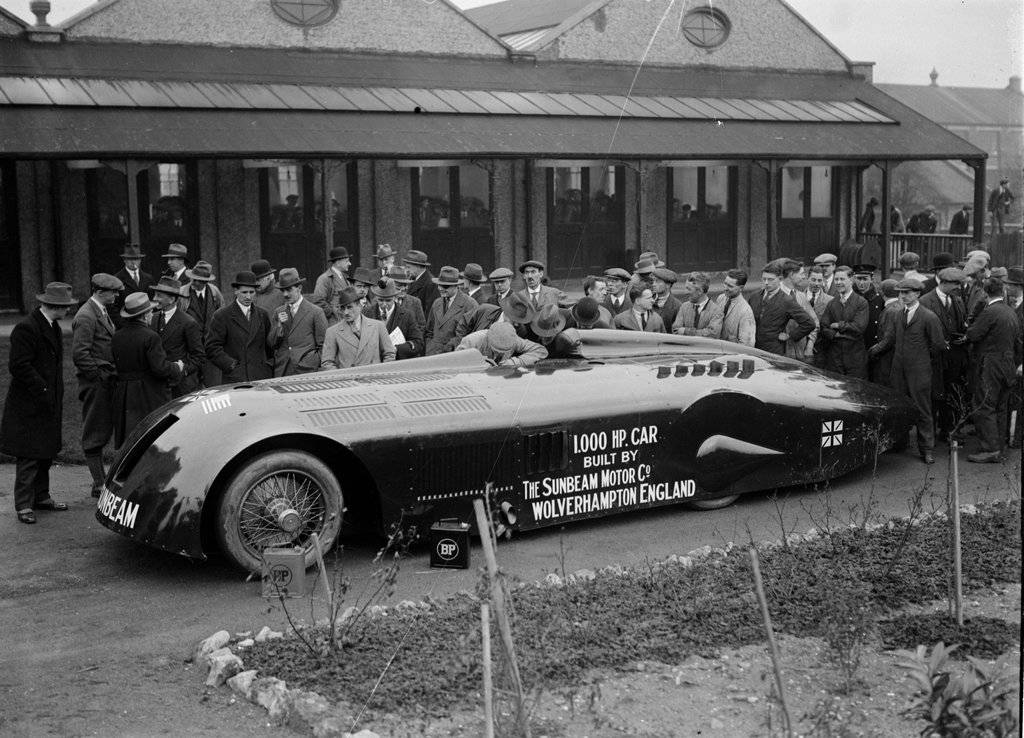 the-wolverhampton-built-sunbeam-1000hp-broke-the-land-speed-world-record.jpg