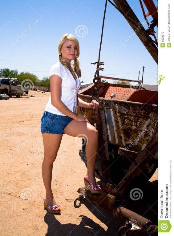 tow-truck-beauty-8020579.jpg