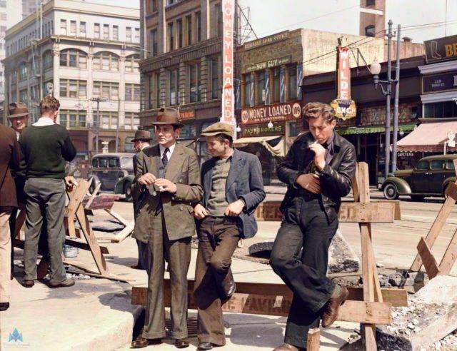 Unemployed-Men-Hanging-Out-On-The-Street-In-San-Francisco-California-April-1939.-640x492.jpg