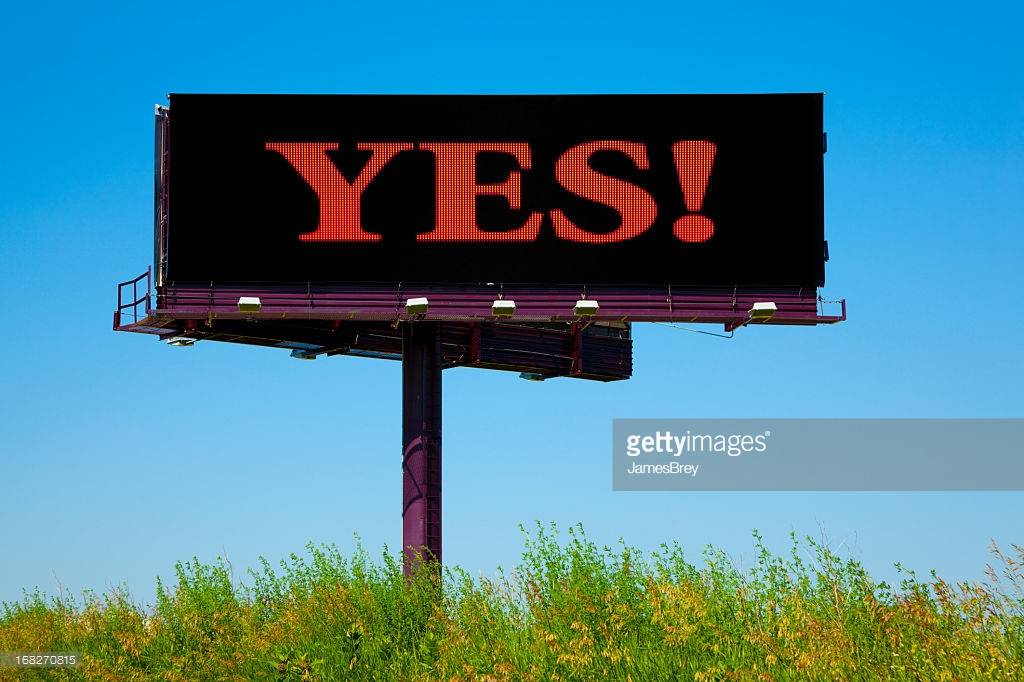 video-billboard-sign-saying-yes-picture-id168270815.jpg