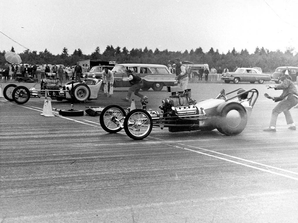 Vintage-Drag-Racers.jpg