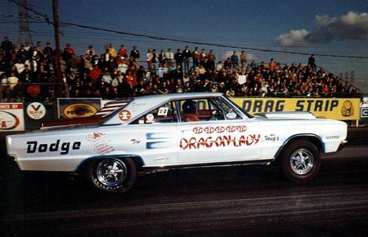 vintage-drag-racing-drag-on-lady-mopar.jpg