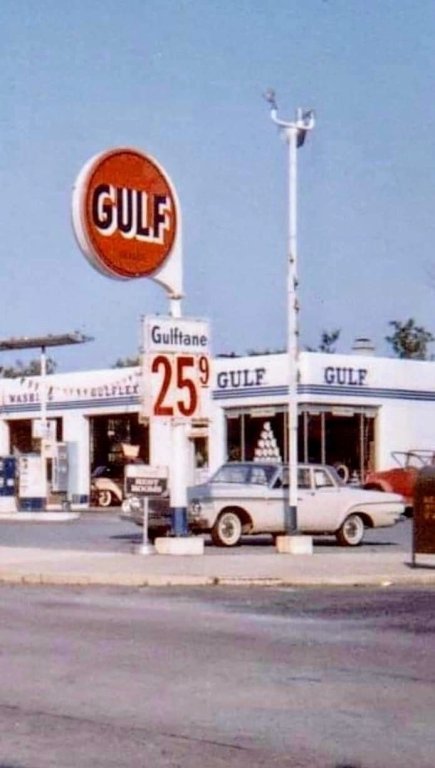 Vintage Gas Station Ad.jpg