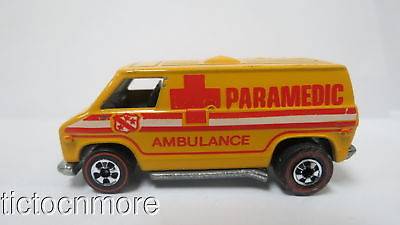 VINTAGE-HOT-WHEELS-REDLINES-YELLOW-ENAMEL-PARAMEDIC-VAN.jpg