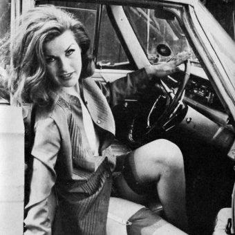 vintage-lady-in-car-25-340x340.jpg