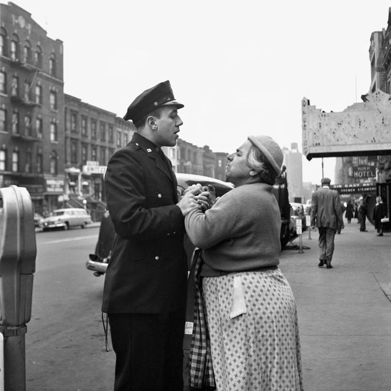 Vivian-Maier-Armenian-woman-fighting-on-East-86th-Street-September-1956-New-York-NY-c-Vivian.jpg