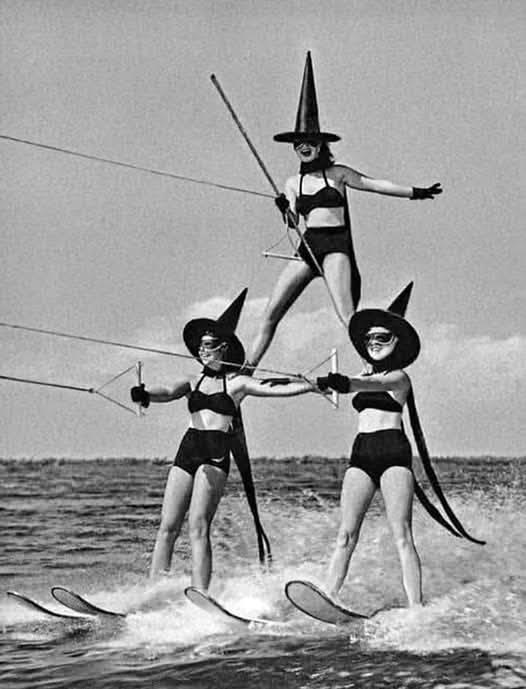 Water witches, Halloween, Cypress Gardens, Florida, 1954.jpg