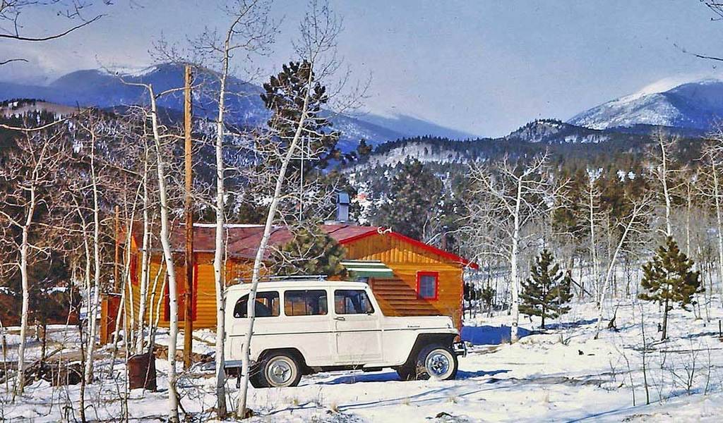 willys-jeep-station-wagon-1960-mountain-view-jpg.jpg