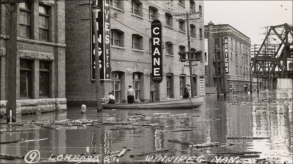 winnipeg-flood-row-boats.jpg