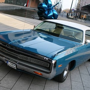 1971_Chrysler_Three_Hundred_-_Flickr_(1).jpg