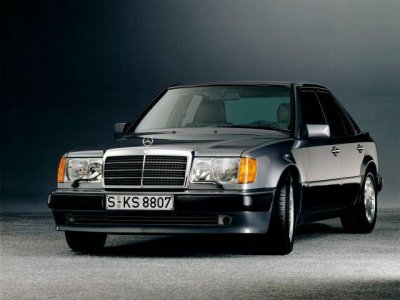 W124 E-Klasse 500E - Classic Center.jpg