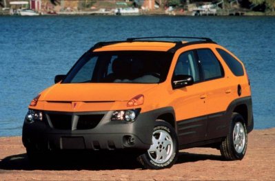 pontiac-Aztek-manu-01_HR_01.jpg