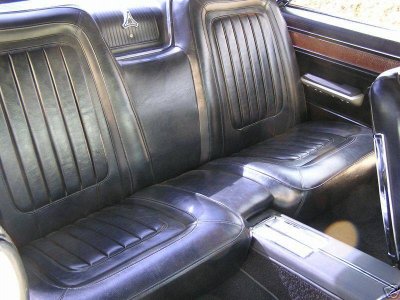 1965 dodge monaco missouri rear seat.jpg