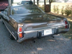 1973 Chrysler Newport 75.jpg