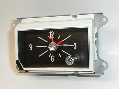 Chrysler 1965 clock Borg.jpg