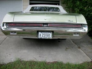 1967 GTX  1969 Chrysler 300 019.jpg