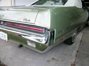 1967 GTX  1969 Chrysler 300 021.jpg