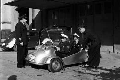 artikelbild-einblicke-1956-60-polizei-kabinenroller.jpg