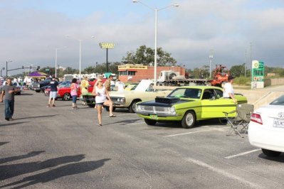 Mopars at Marina 70 Polara.jpg