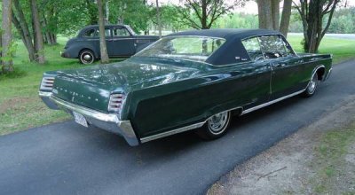 1967 Chrysler Newport 2 Door Hardtop 2.jpg