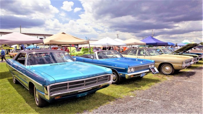 mopar-chrysler-c-bodies-carlisle-3.jpg