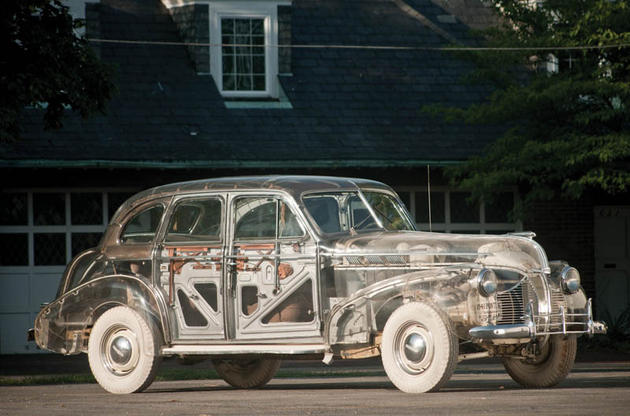 ghost_car_pontiac_1939_see_through1.jpg