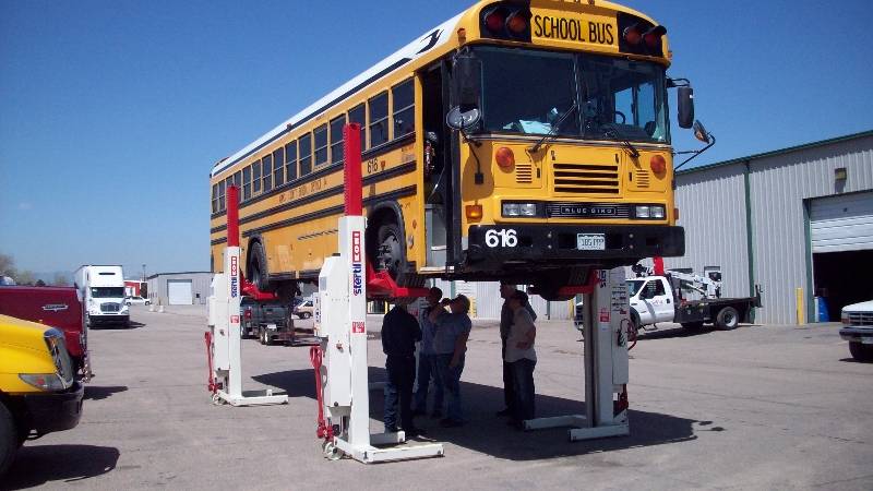 st1082fwa_schoolbus_1.jpg