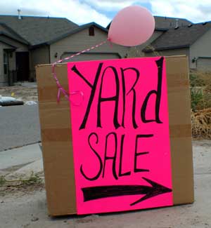 yard-sale-sign1.jpg