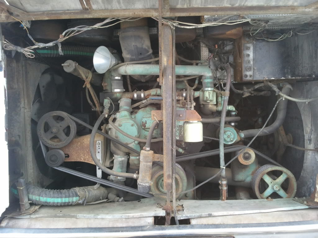 Scenicruiser-engine.jpg