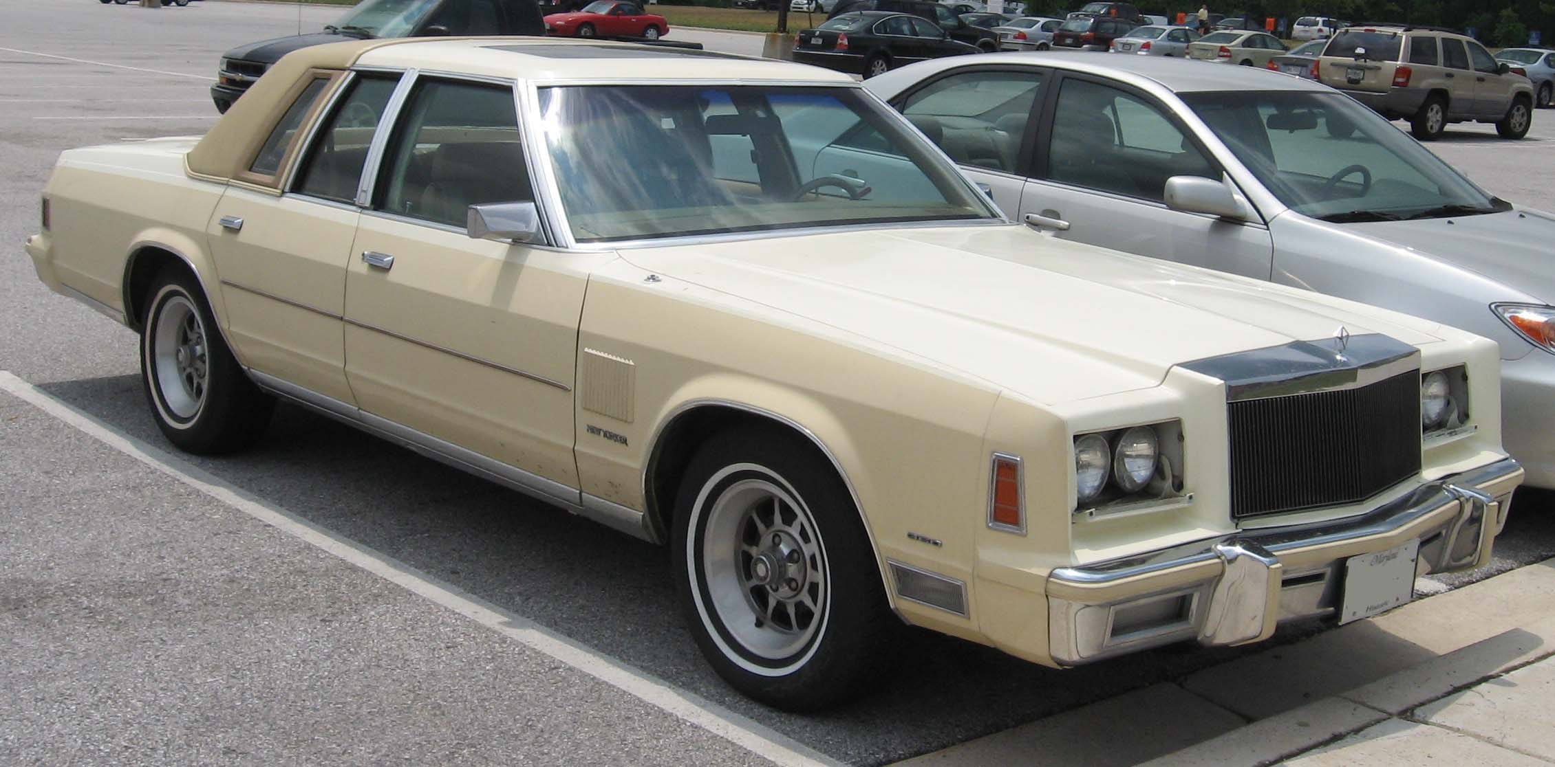 79-81_Chrysler_New_Yorker_5th_Avenue.jpg